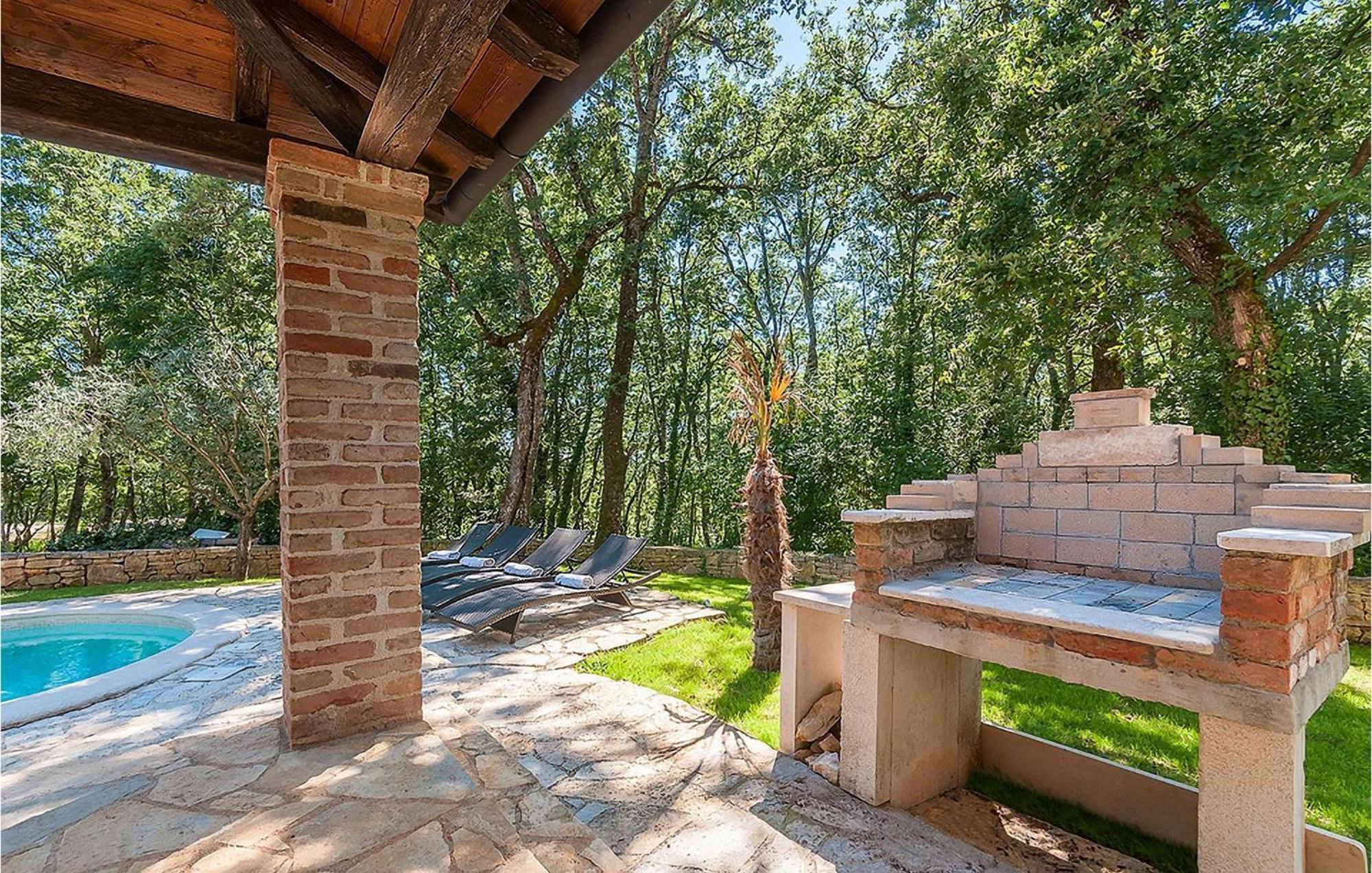 Villa Anneliese Basici Exterior photo