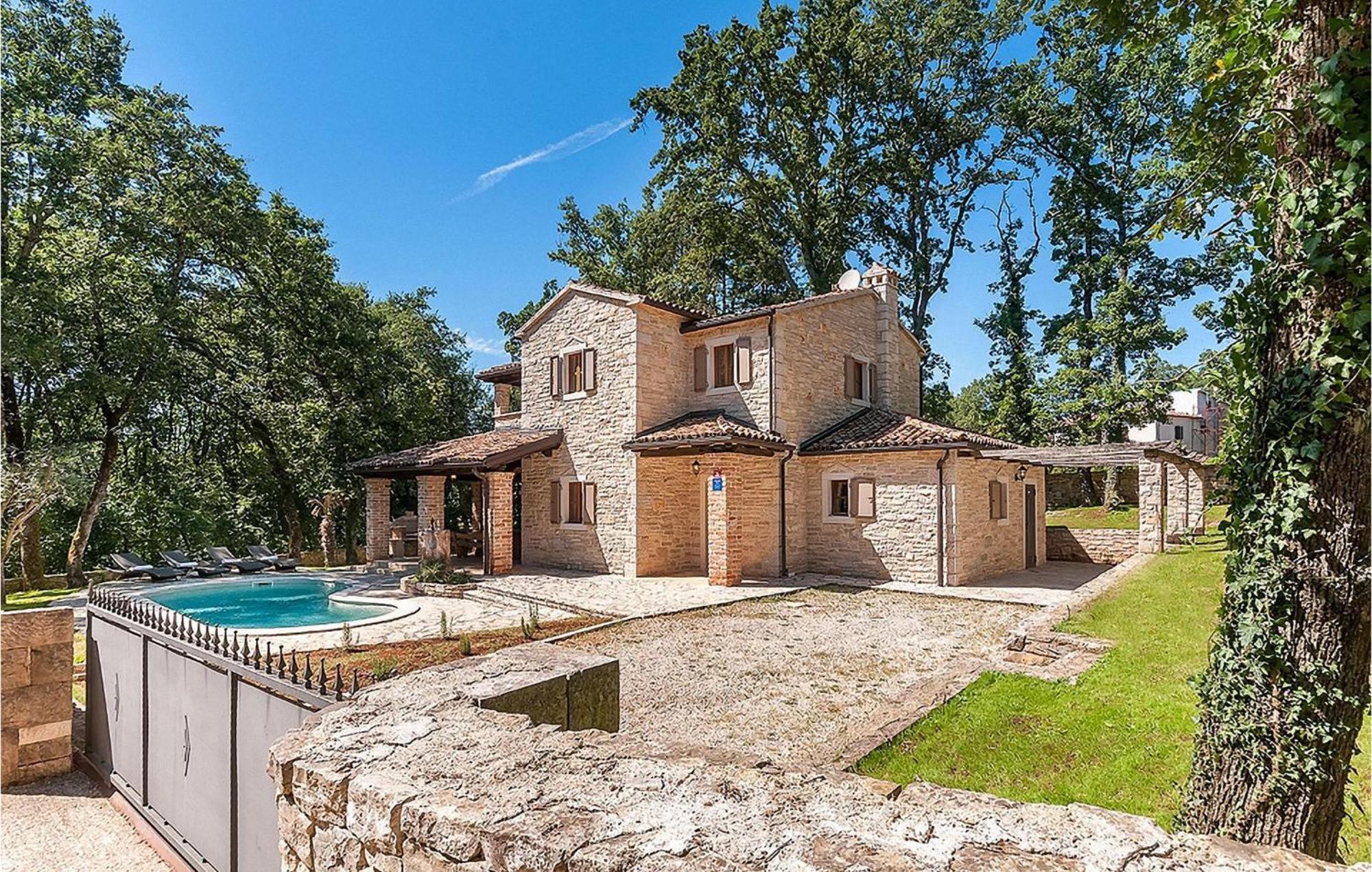 Villa Anneliese Basici Exterior photo